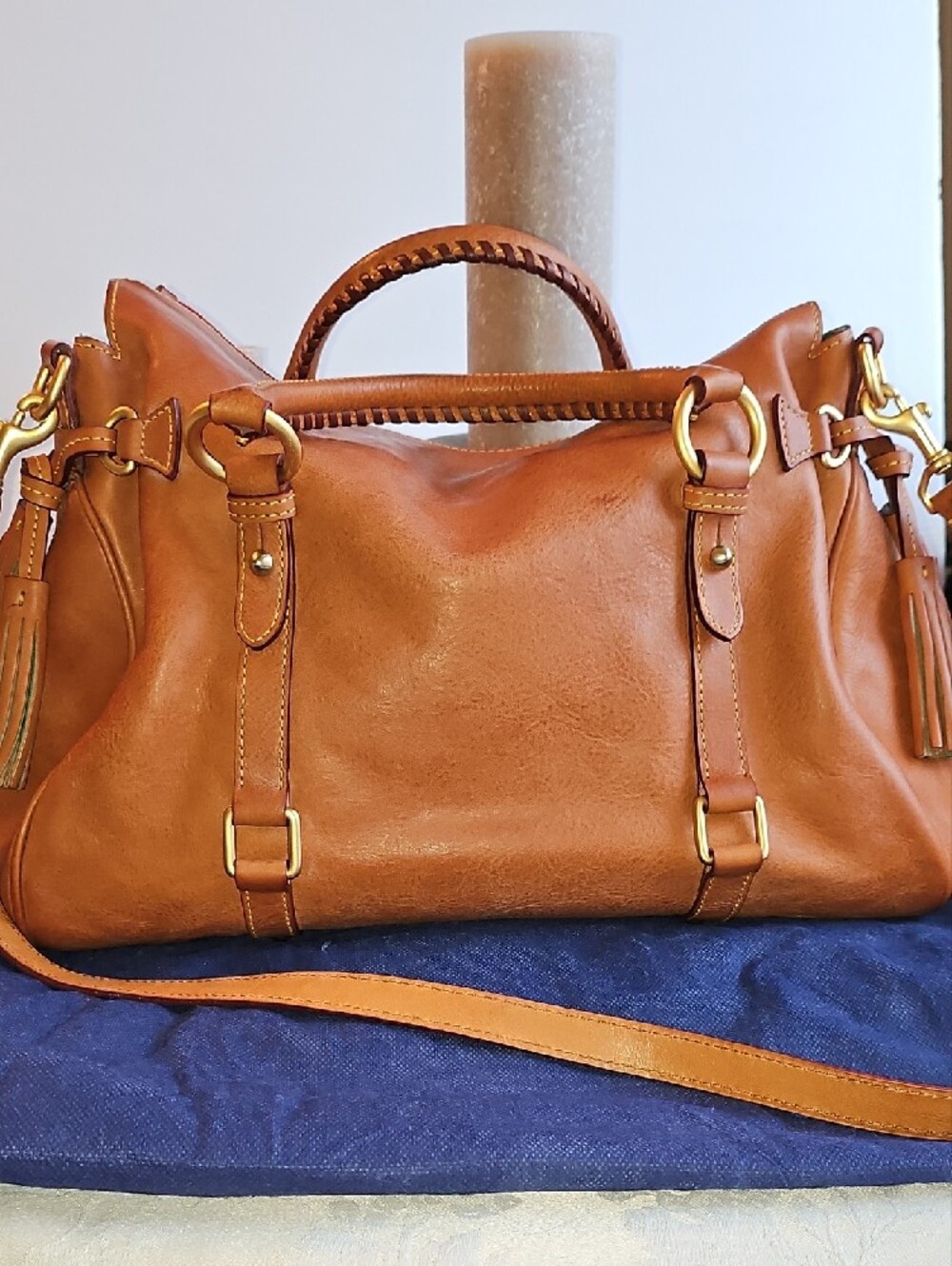 Dooney & Bourke Florentine Leather Large Satchel with Gold Hardware - Picture 3 of 16